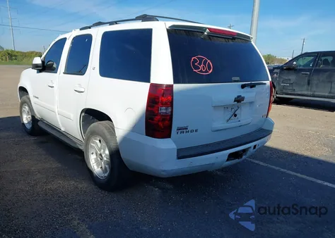 2009 Chevrolet Tahoe Lt2 z USA, uszkodzony, nr VIN 1GNEC233X9R162880